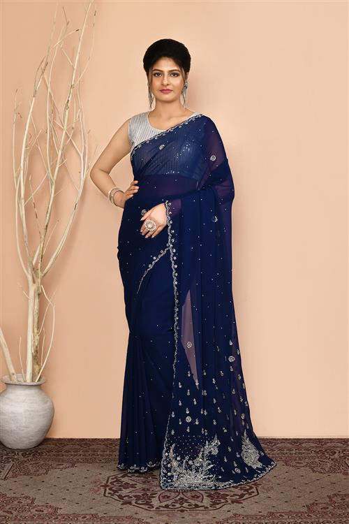 https://media.vinhemfashion.com/Images/FancytouchVol1VLS31O53IWC1QES/image/designer